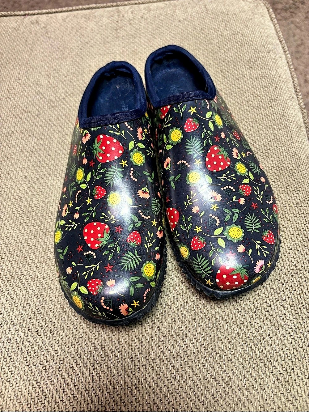 Western Chief Berry Bliss Clog Floral Slippers